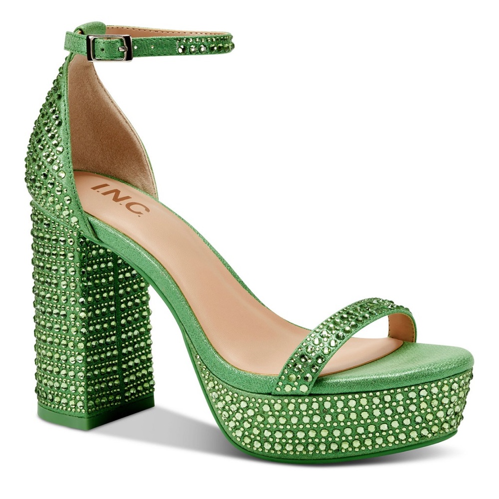 Rhinestone green heels 💚